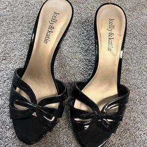 Kelly & Katie Libby Sandal